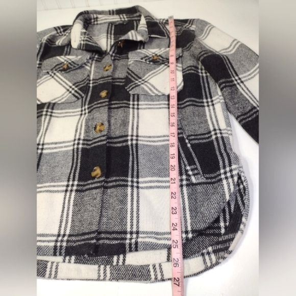 Member's Mark Plaid Shacket Black and White Plaid Button-Up Size (S) - Picture 9 of 12
